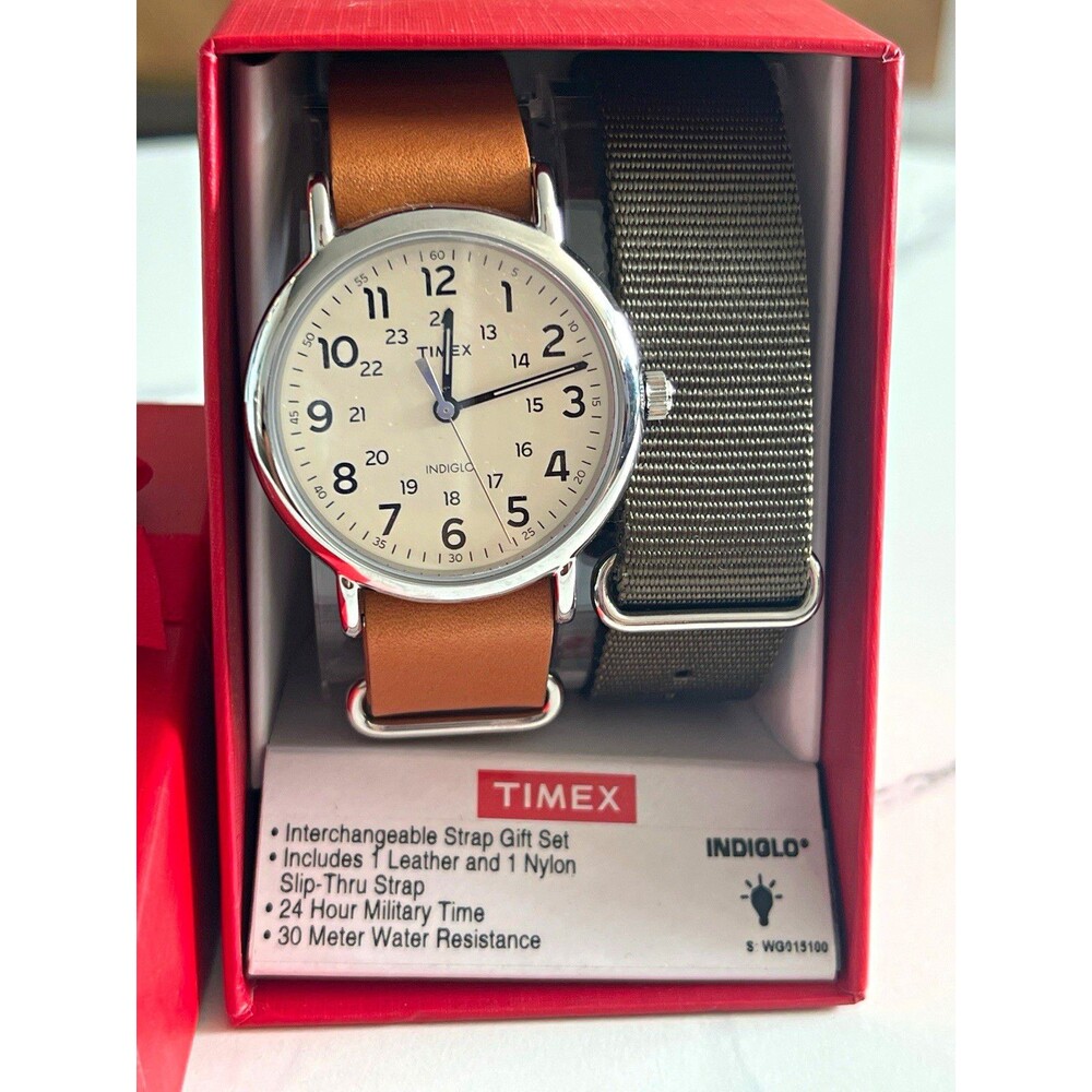 Timex Weekender 40mm Watch Gift Set with Interchangeable Straps (TWG015100)